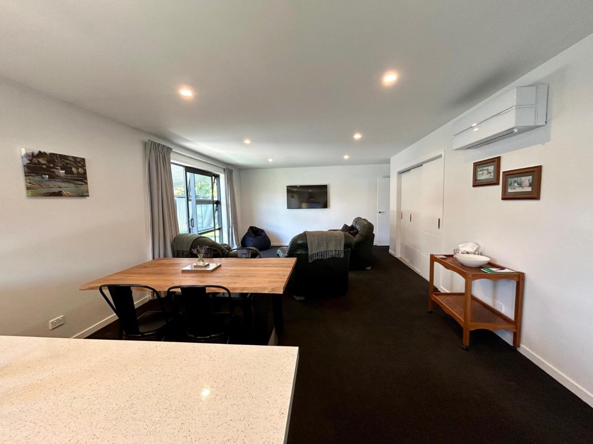 הוילה Modern Family Pad In קרומוול מראה חיצוני תמונה